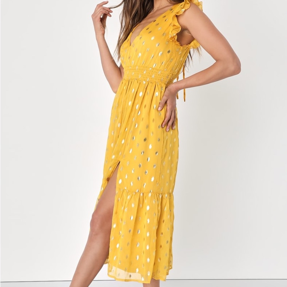 Lulu’s Sleeveless Ruffle Dress - Picture 2 of 6